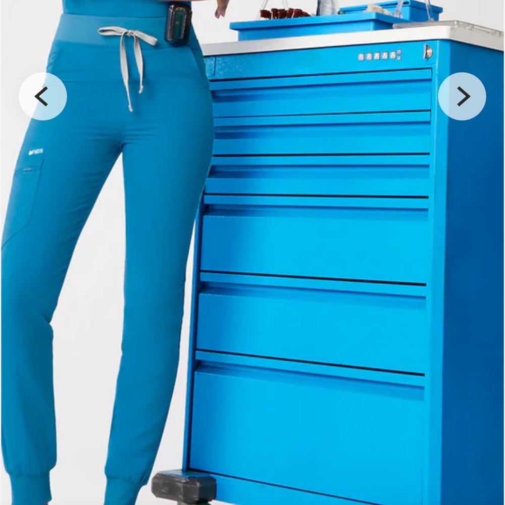 SMALL PETITE EXTREME BLUE PANTS.